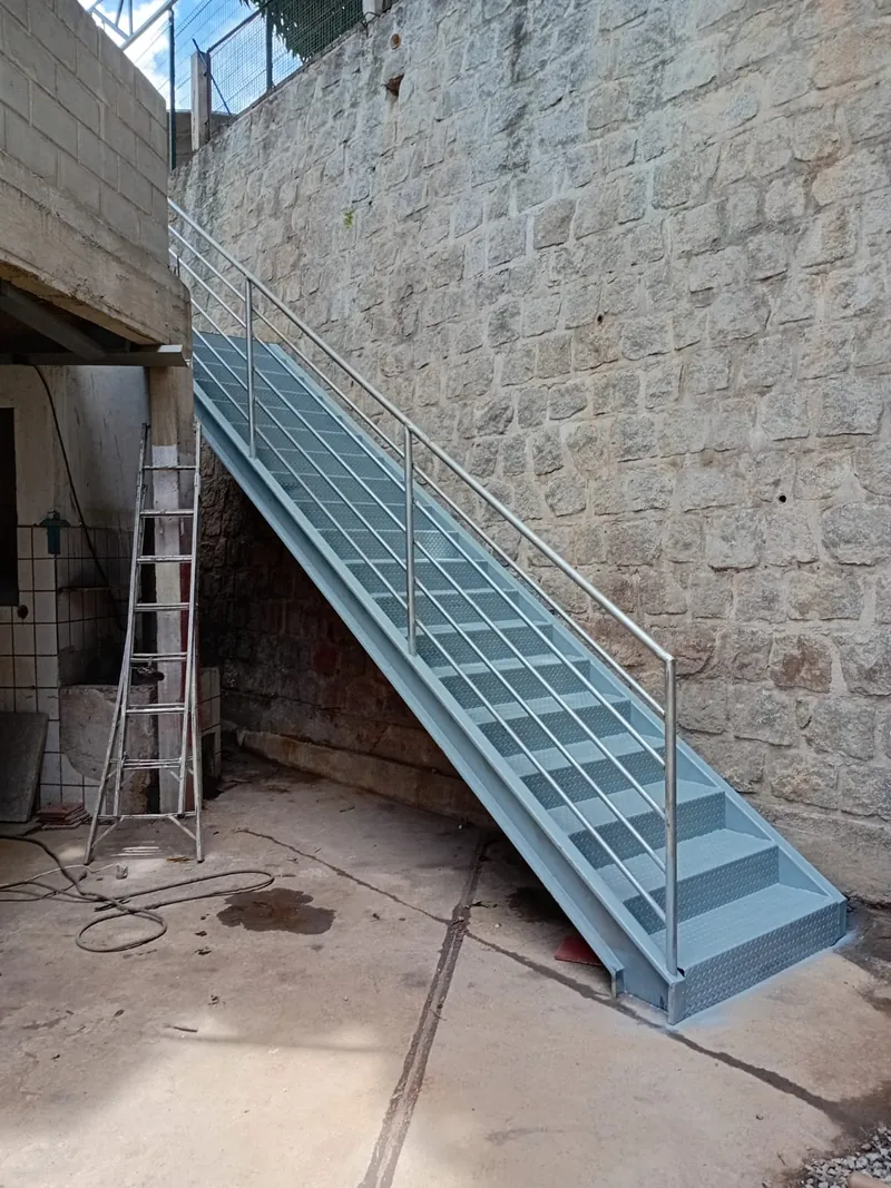 Escada Metálica